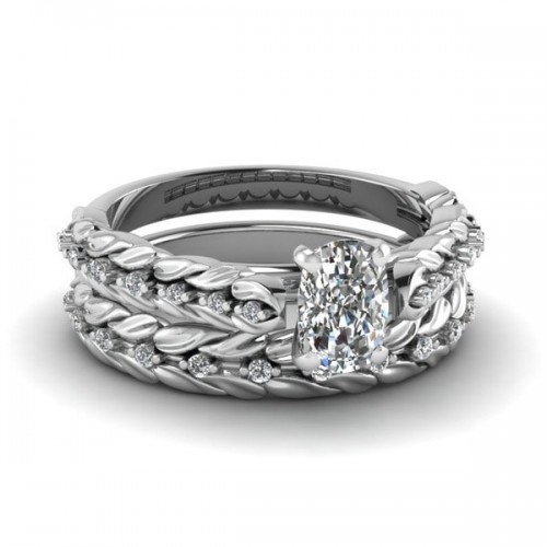 Diamond Studded Egg shape Gem Ring for Women 