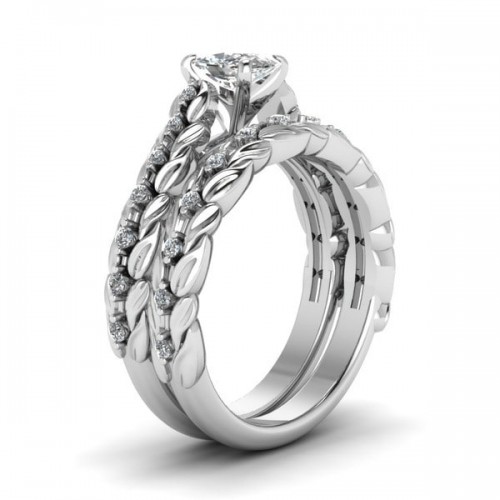 Diamond Studded Egg shape Gem Ring for Women 