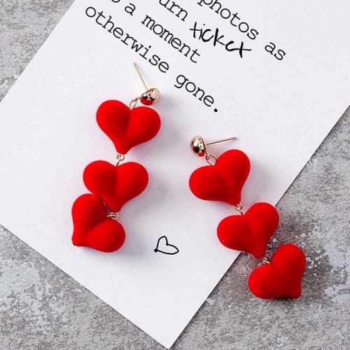 Piercing Dangle Earrings with 3 Linked Velvet Red Love Hearts 