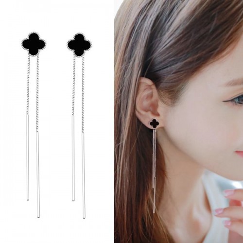 Long Paragraph Tassel Silver Earrings E-45S |image