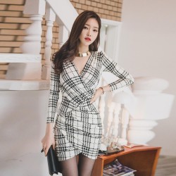 Exotic Long Sleeves V-Neck Plaid Slim Party Dress  - White 