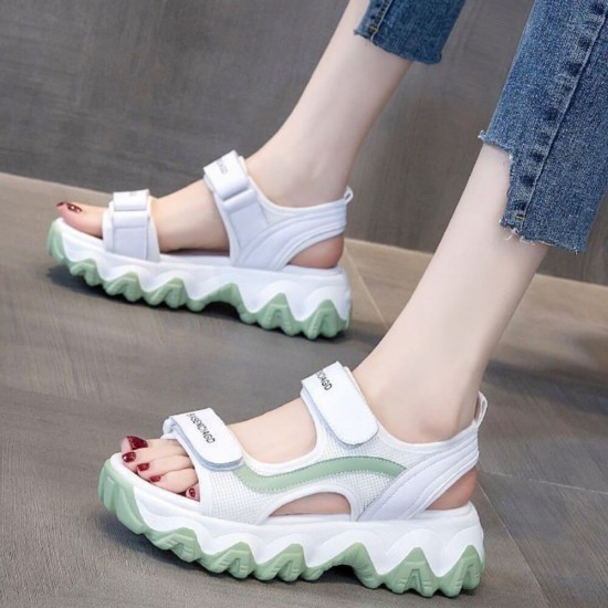 Muffin Non-slip Rubber Sole Strapped Sandals -Green |image