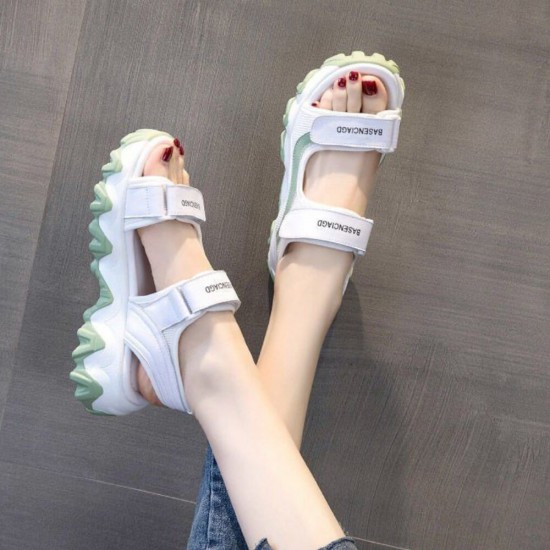 Muffin Non-slip Rubber Sole Strapped Sandals -Green |image