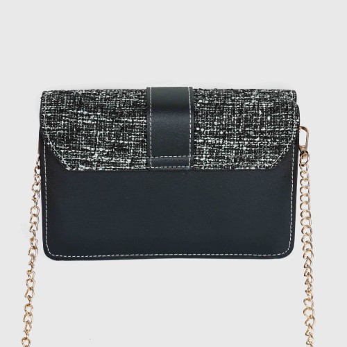 Mini love Magnetic Closure Chain Strap Messenger Bag - Black |image