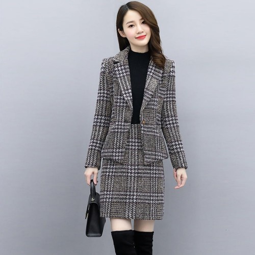 Two Piece Plaided Slim Coat With Hip Skirt Suit - Brown |image