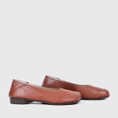 Stylish Round Toe Slip On Flat Shoe for Women - Brown |image