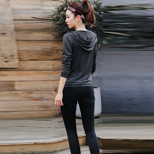 Women’s Three Piece Sport Style Comfortable Tracksuit 