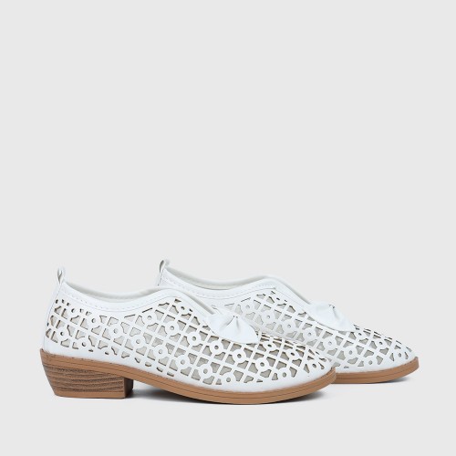 Bow Accent Geometric Cut Out Loafers for Women - White |image