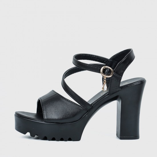 Women’s High Heeled Buckle Closure Sandals - Black |image