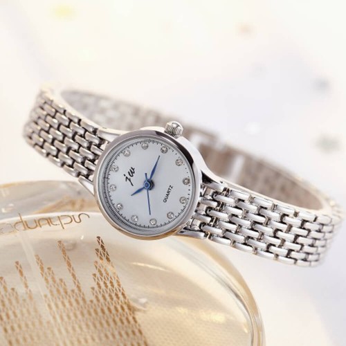 Slim Strap Women's Fashion Bracelet Watch - Silver |image