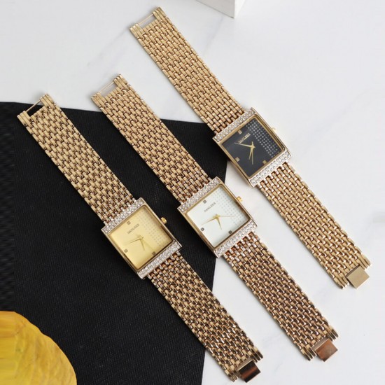 Women's Fashion Diamond Encrusted Mesh Strap Watch- Black |image