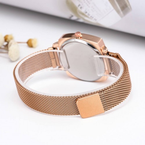Women's Fashion Mesh Band Square Dial Watch - Gold |image