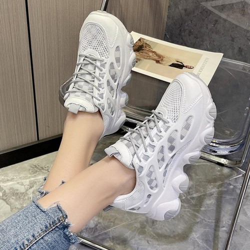 Breathable Thick Soled Lace Up Sporty Women Sneakers - Grey |image