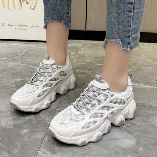 Breathable Thick Soled Lace Up Sporty Women Sneakers - Grey |image