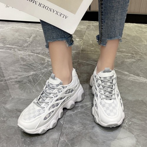 Breathable Thick Soled Lace Up Sporty Women Sneakers - Grey |image