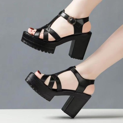 Comfort Peep Toe Buckle Stripe Closure Hollows Heel Sandals - Black |image
