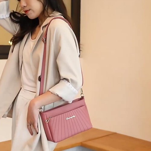 Trendy Rhombic Adjustable Stripe Small Square Messenger Bag - Pink |image
