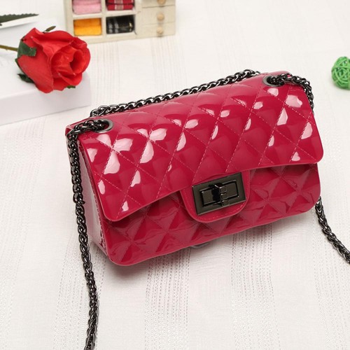 Magnet Buckle Chain Stripe Embossed Rhombus Shoulder Bag - Red |image