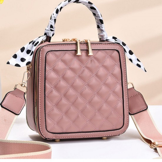 Trendy Rhombus Portable Square Messenger Women Shoulder Bag - Pink |image