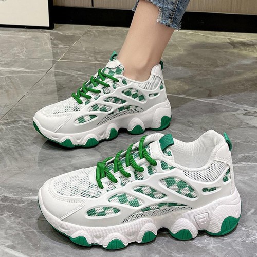 Breathable Thick Soled Lace Up Sporty Women Sneakers - Green |image