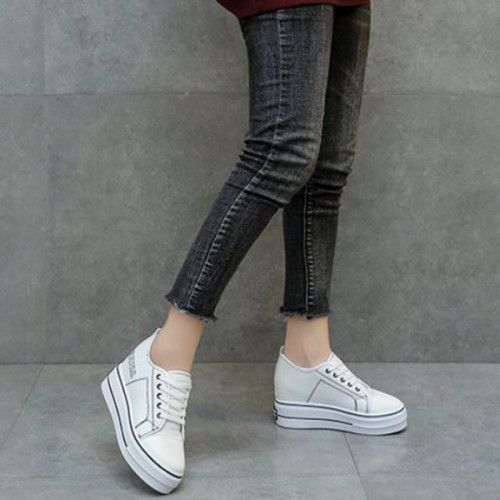 Ankle Thick Soled Lace Up Round Head Sneakers - White |image