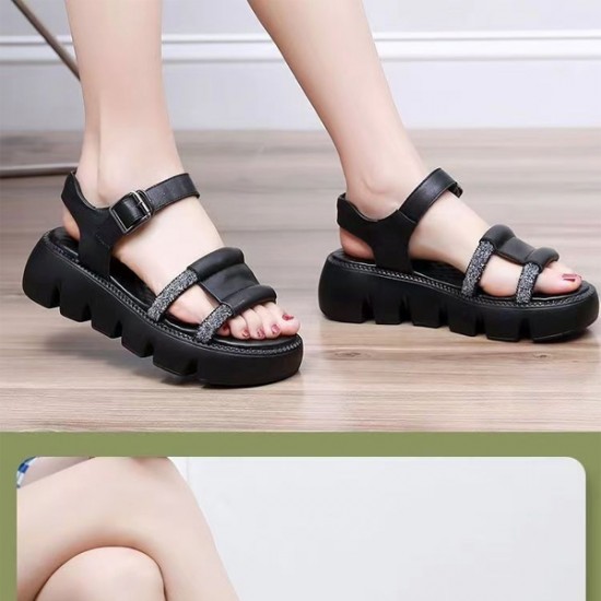 Platform Thick Soled Open Toe Sawtooth Buckle Closure Sandals - Black |image