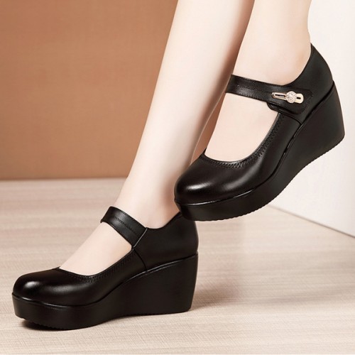Comfortable Soft Sole Rhinestone Round Toe Casual Shoes - Black |image