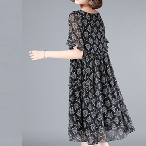 Elegant Loose Pullover Trumpet Sleeve Round Neck Floral Midi Dress - Black |image