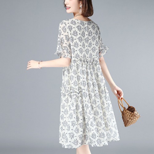 Elegant Loose Pullover Trumpet Sleeve Round Neck Floral Midi Dress - White |image