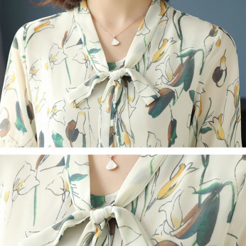 Leisure Fashion Floral Bow V-neck Flare Sleeve Blouse Women Shirt - Cream |image