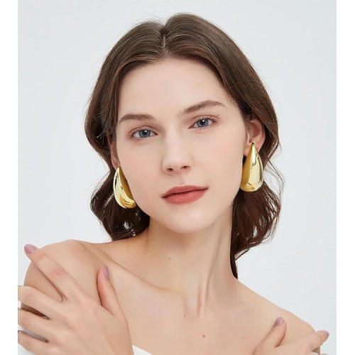 Elegant Teardrop Gold Earrings A Timeless Classic |image