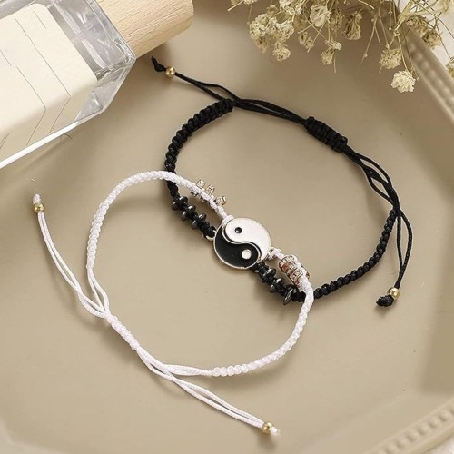 Best Friend Black and White Yin Yang Charm Bracelets-Gold|image