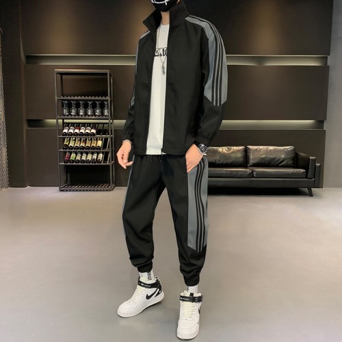 Classic Men's 2-Piece Athletic Tracksuit - Black |image